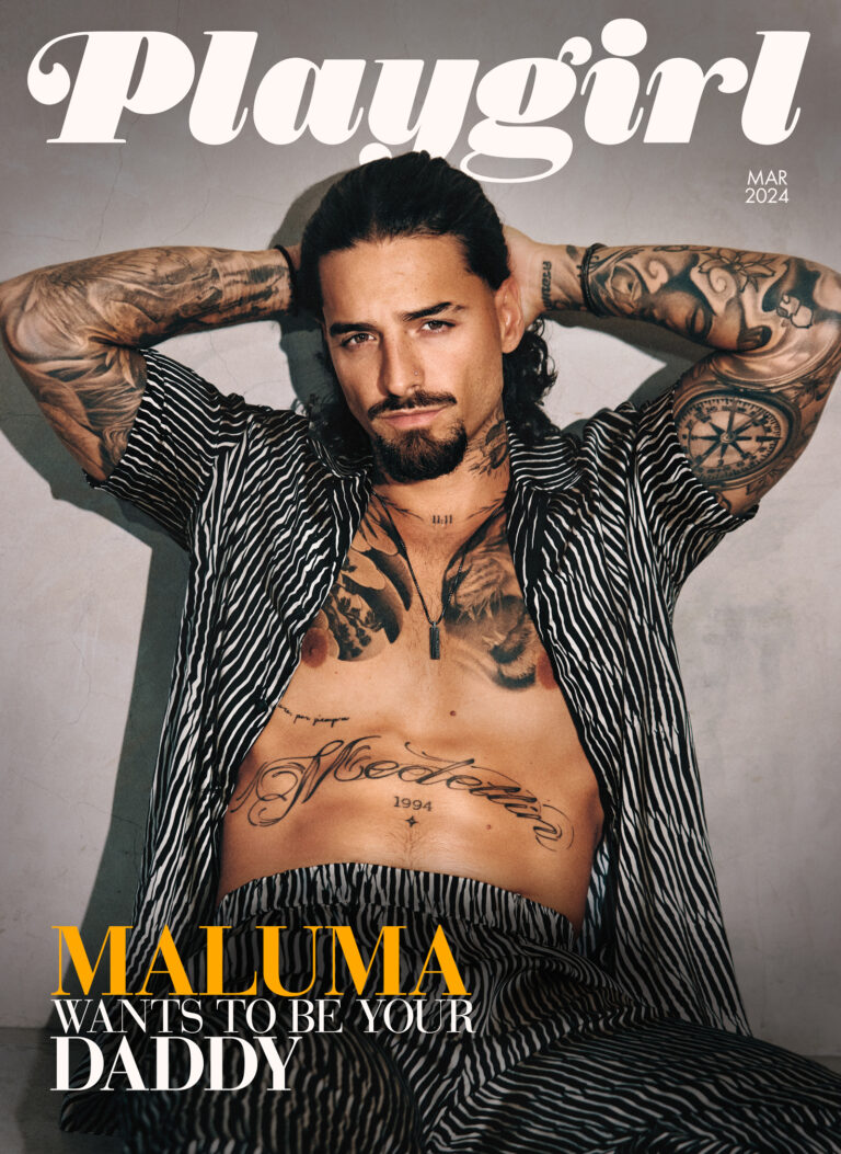 Maluma posa mostrando corpo sarado para revista