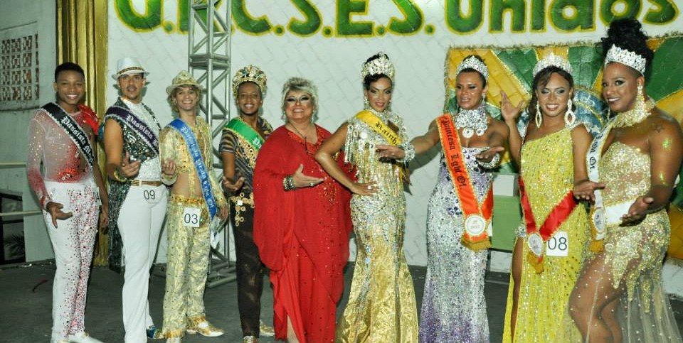 Lady Fama com a corte LGBT do carnaval de São Paulo no Carnagay