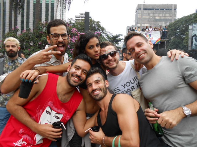 20ª Parada do Orgulho LGBT de São Paulo: confira imagens de homens gostosos e gatos que passaram pela Avenida Paulista