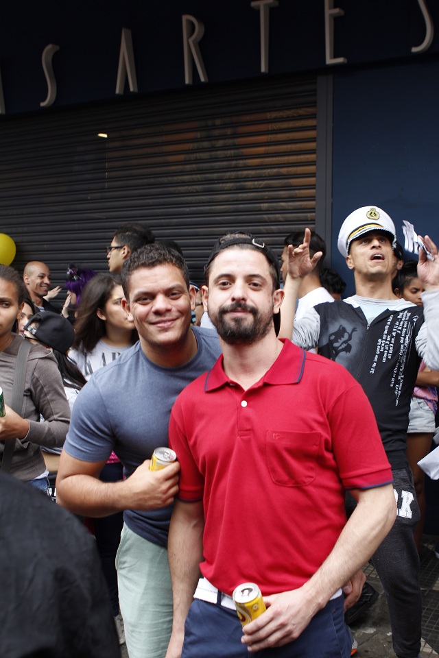 20ª Parada do Orgulho LGBT de São Paulo: veja imagens de gatos e gostosos que passaram pela Paulista