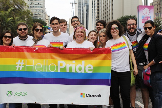 20ª Parada do Orgulho LGBT de São Paulo: fotos e imagens da Paulista em 2016