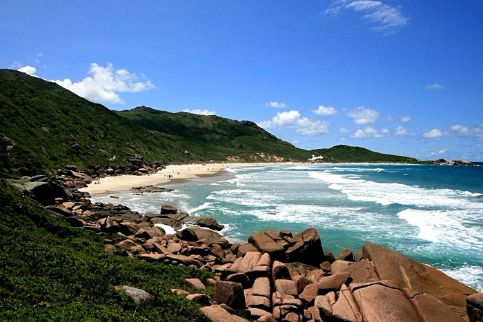 8 praias mais gays do Brasil: Praia da Galheta, em Florianópolis