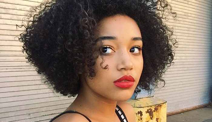 LGBT famosos que se assumiram em 2016: Amandla Stenberg