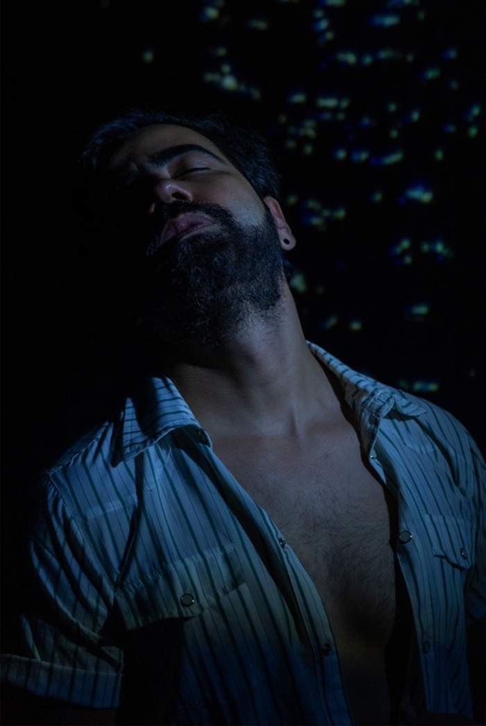 Peça gay com Ricardo Corrêa: Anywhere