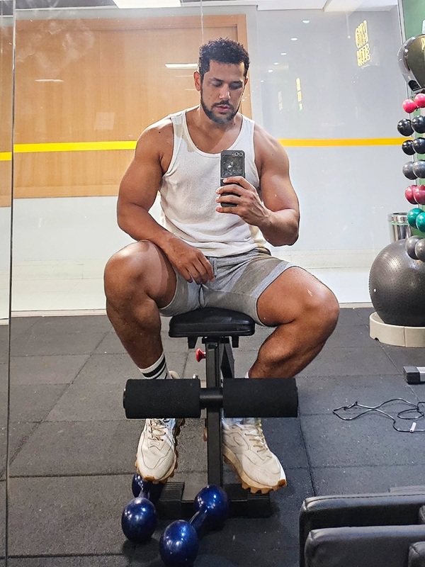 12 atores gatos do elenco da novela As Três Graças: Amaury Lorenzo