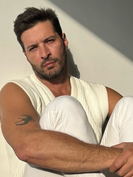 12 atores gatos do elenco da novela As Três Graças: Leandro Lima