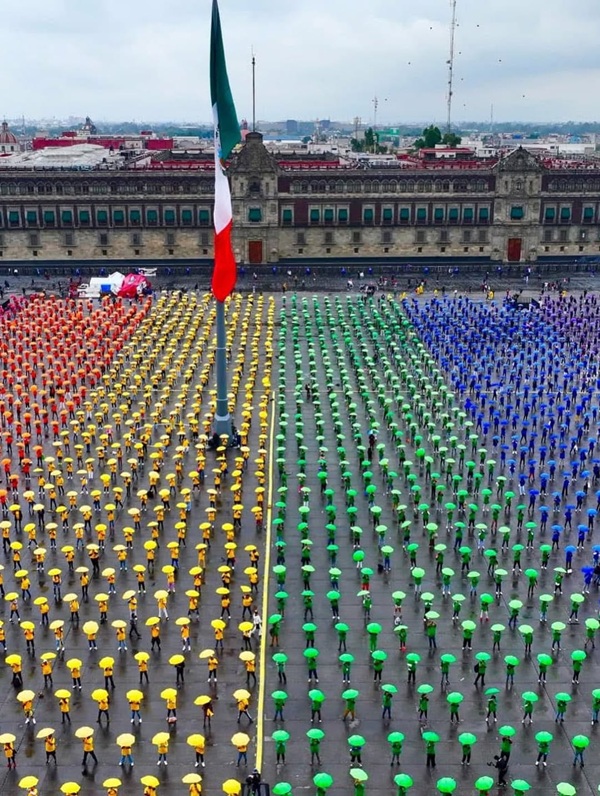 Bandeira LGBT na Cidade do México