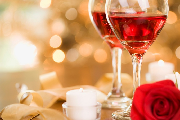 Bares e restaurantes gays - LGBT - de São Paulo comemoram Dia dos Namorados