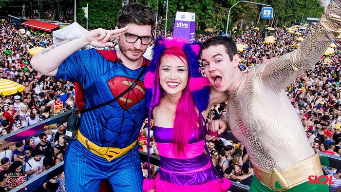 Armando Saullo, Nathalia Takenobu e Gabriel Ribeiro: os organizadores do bloco LGBT de carnaval Agrada Gregos