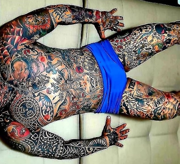 ? 15 fotos do Bruxo Tatuado do Instagram: gatão sarado faz sucesso com as tattoos  Click e arraste para mover ?