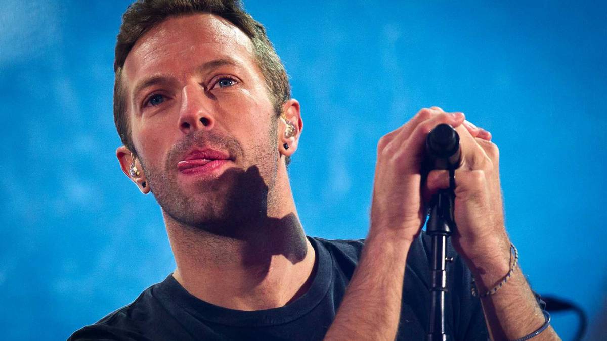 Chris Martin, do Coldplay, diz que pensava que fosse gay na adolescência