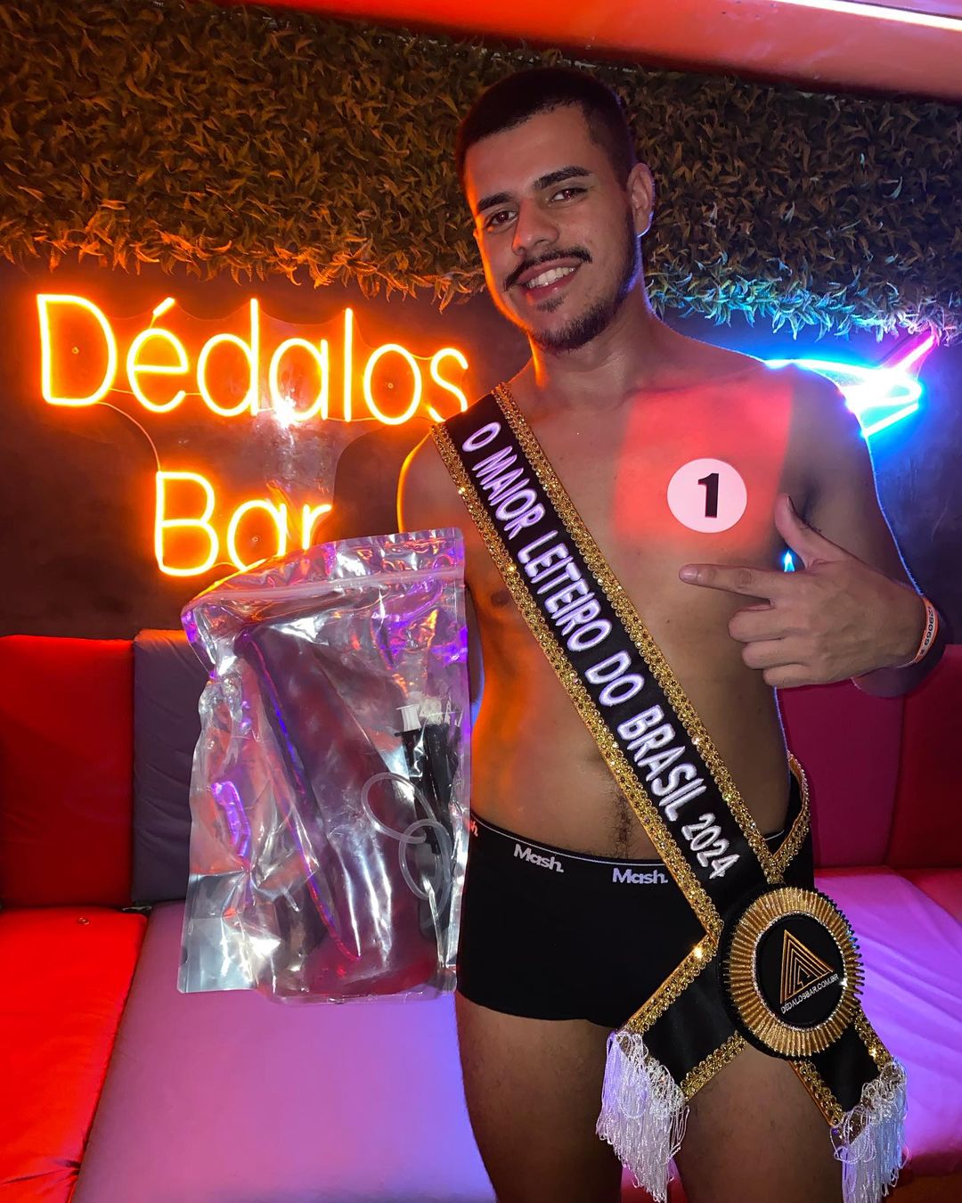 Dédalos: sex club gay elegeu maior leiteiro em São Paulo