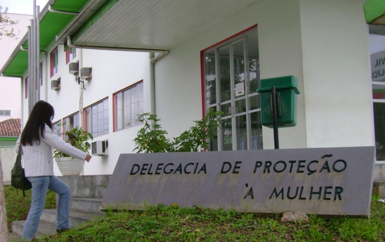 Delegacia da Mulher em São Paulo atende transexuais