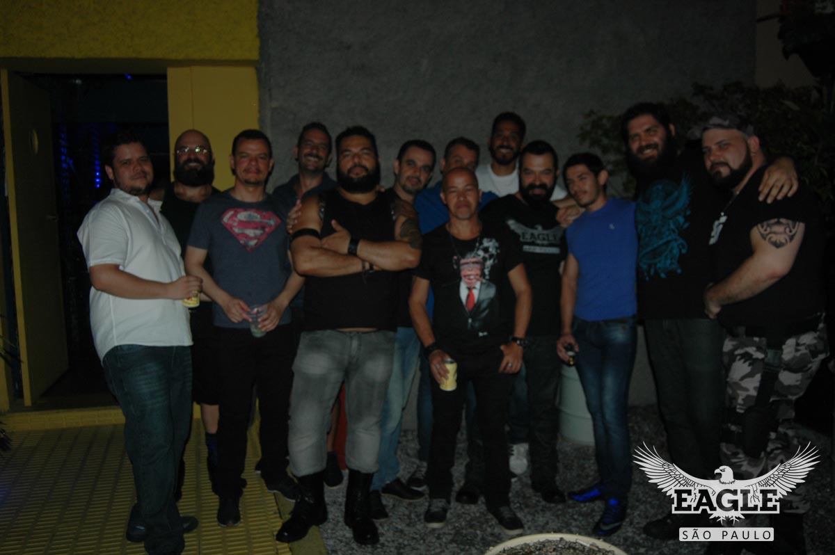 Eagle São Paulo: famoso bar gay e cruising reúne leathers, fetichistas, bears (ursos) e todas as tribos