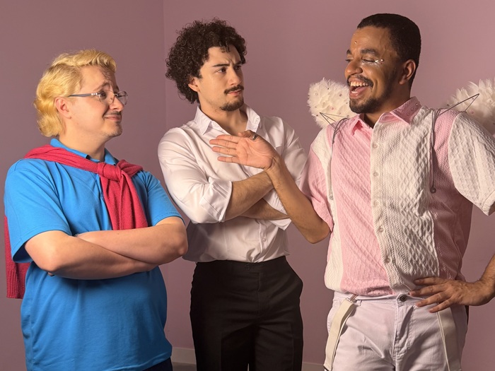 Estúpidos Cupidos: comédia musical gay