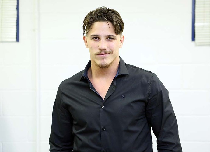 Rômulo Neto: atores gatos e gostosos da novela Êta Mundo Bom