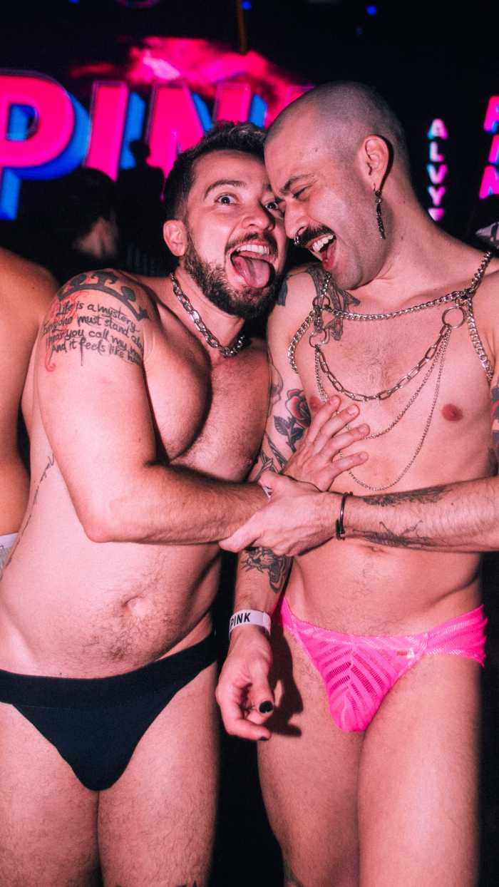 festa gay pink 
