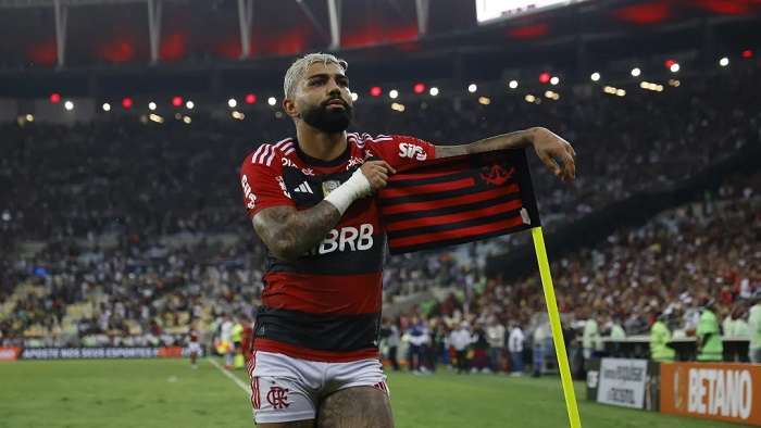 Gabigol é chamado de gostoso durante transmissão do jogo