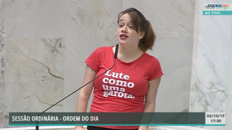 Bissexual, deputada por São Paulo Isa Penna pode ter mandato cassado por quebra de decoro