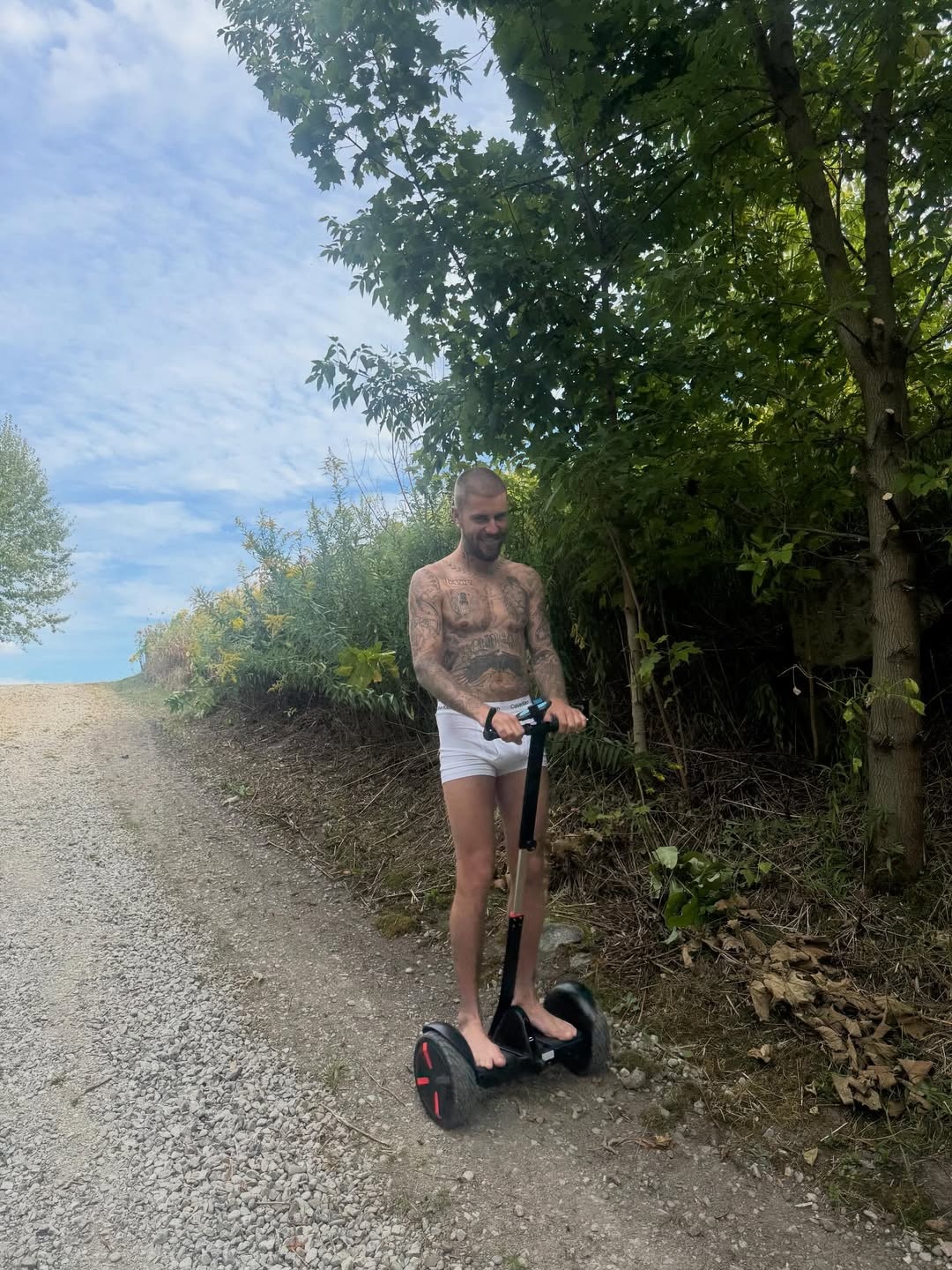 Justin Bieber só de cueca