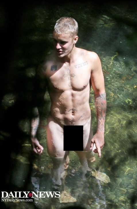 Justin Bieber pelado