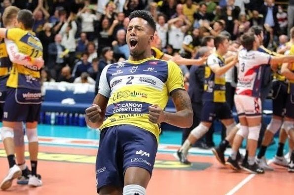 luiz elian estrada cuba jogador volei 