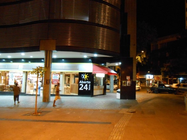 Praça da Savassi, Belo Horizonte: points gays