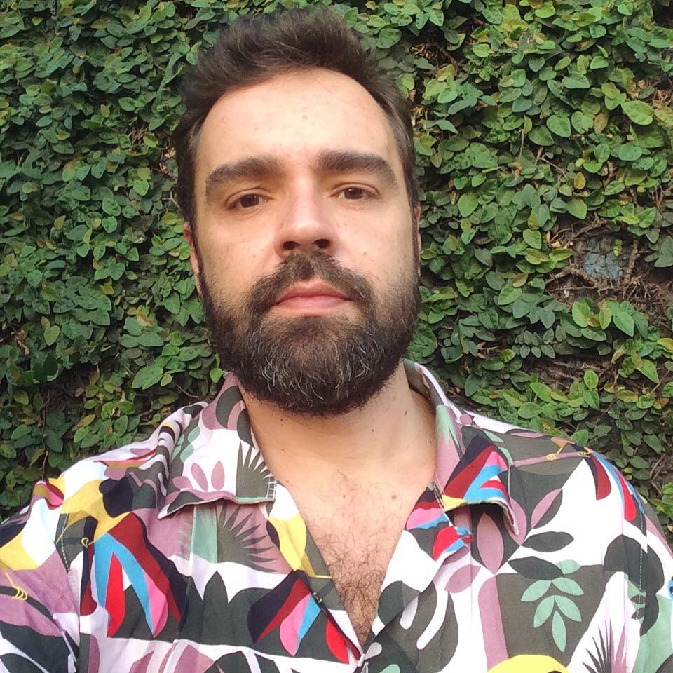 Escritor Alexandre Rabelo organiza o Mix Literário, encontro de literatura gay, lésbica, bi e trans no Mix Brasil