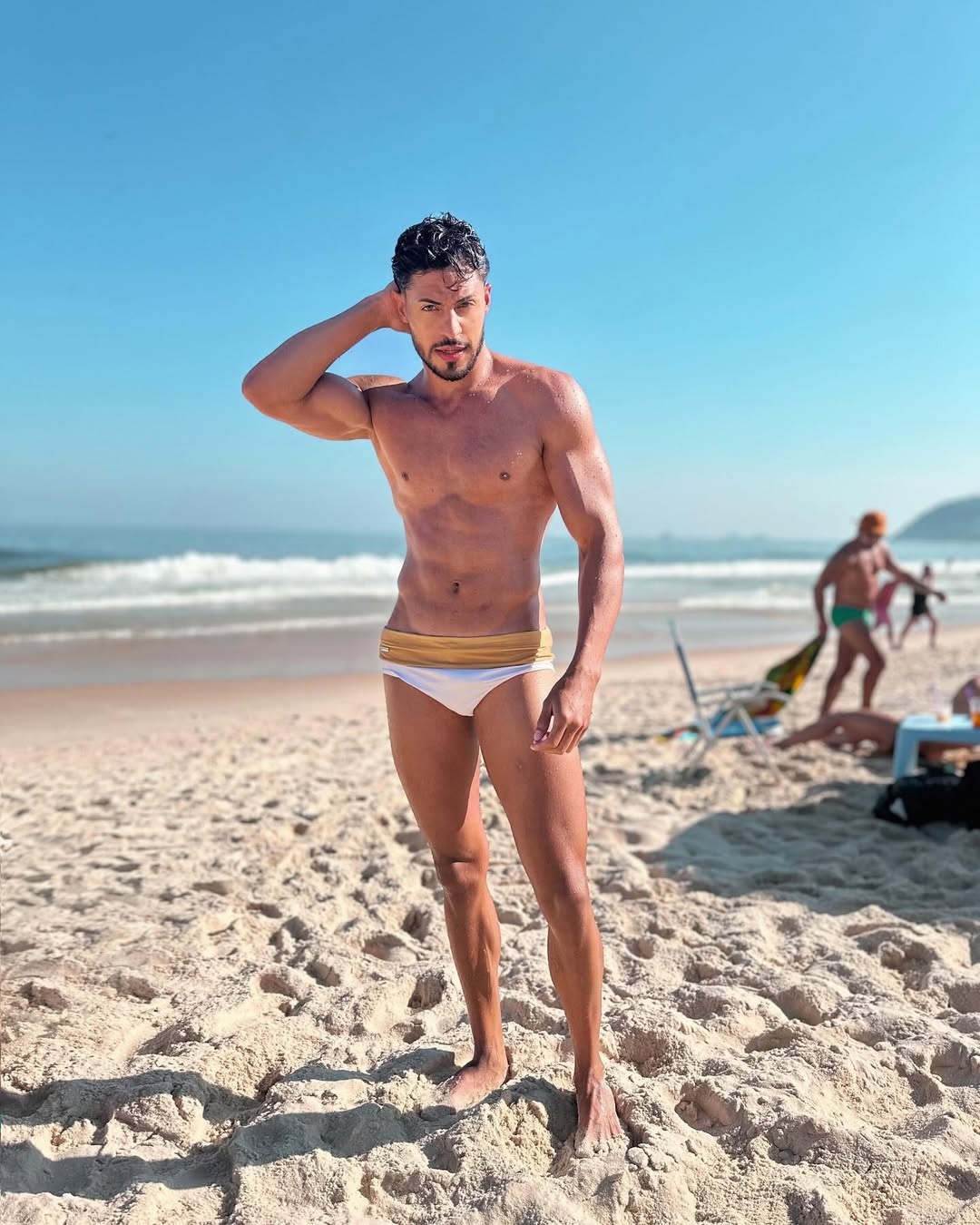 Moises Victorino: fotos do modelo namorado de Leo Dias