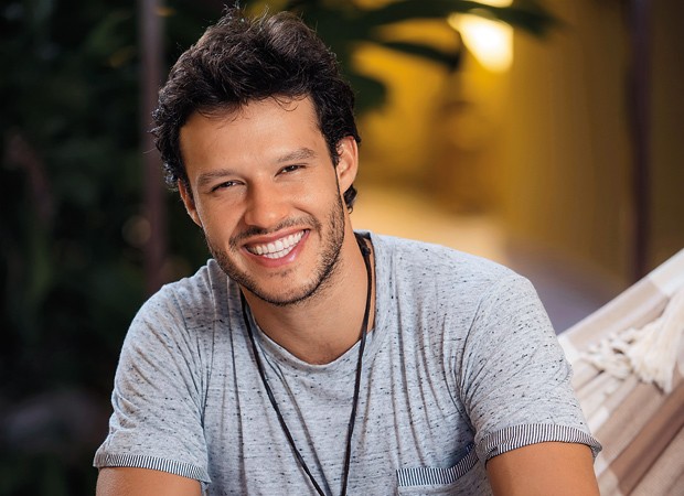 12 atores gatos do elenco de Haja Coração: Nando Rodrigues
