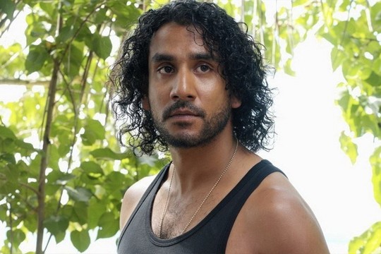 Naveen Andrews, de 'Sense8', da Netflix, estará na 19ª Parada do Orgulho LGBT de São Paulo