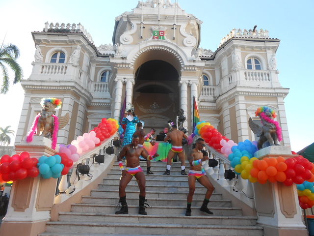 parada lgbt bahia 2018