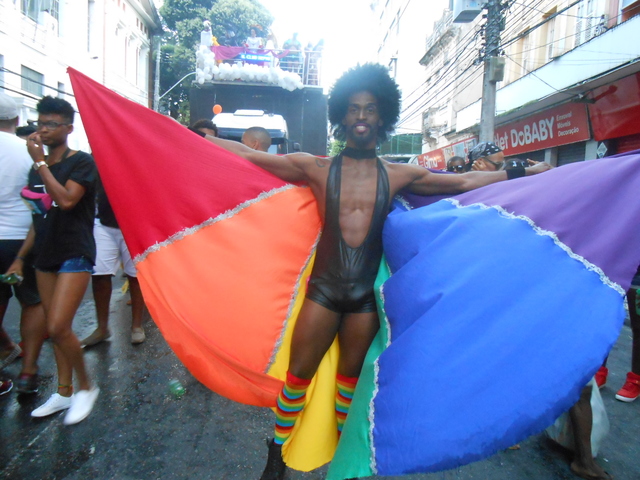 parada lgbt bahia 2018