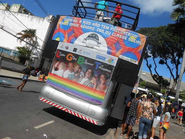 parada lgbt bahia 2018