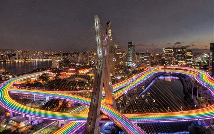 Gigantismo arco-íris: São Paulo tem 187 lugares LGBT