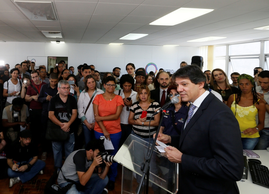 Fernando haddad lgbt centro 