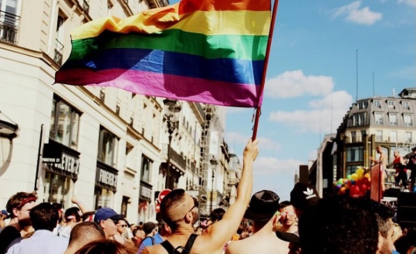 Paris celebra 40ª Parada do Orgulho LGBT em 2017