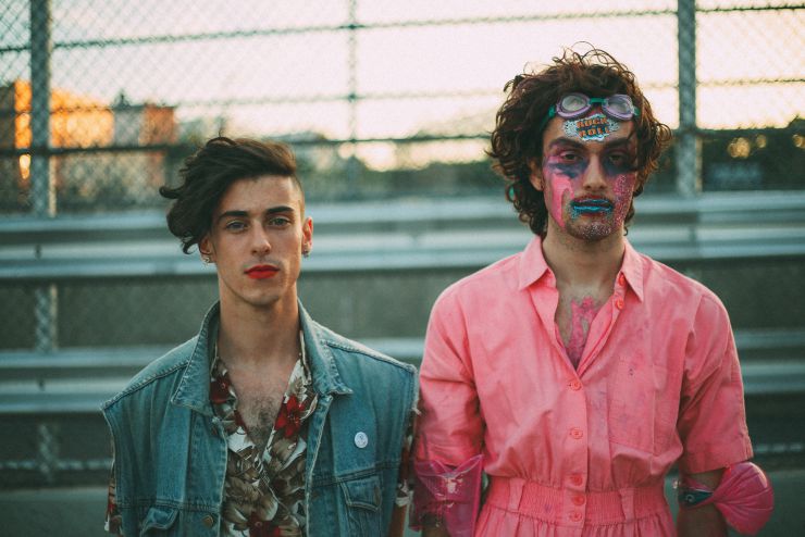 Grupo PWR BTTM exige banheiros de gênero neutro em seus shows