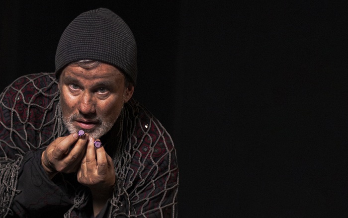 Em 'A Raiz', Claudio Fontana conta história de menino andrógino
