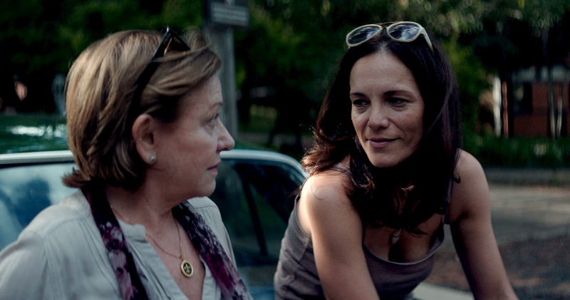 4 motivos para ver o drama lésbico As Herdeiras que estreou nos cinemas