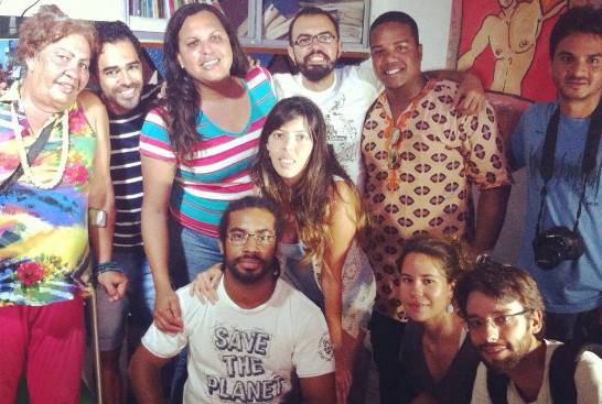 Equipe de produção do documentário, financiado pelo governo baiano. Gravações estão perto do fim.