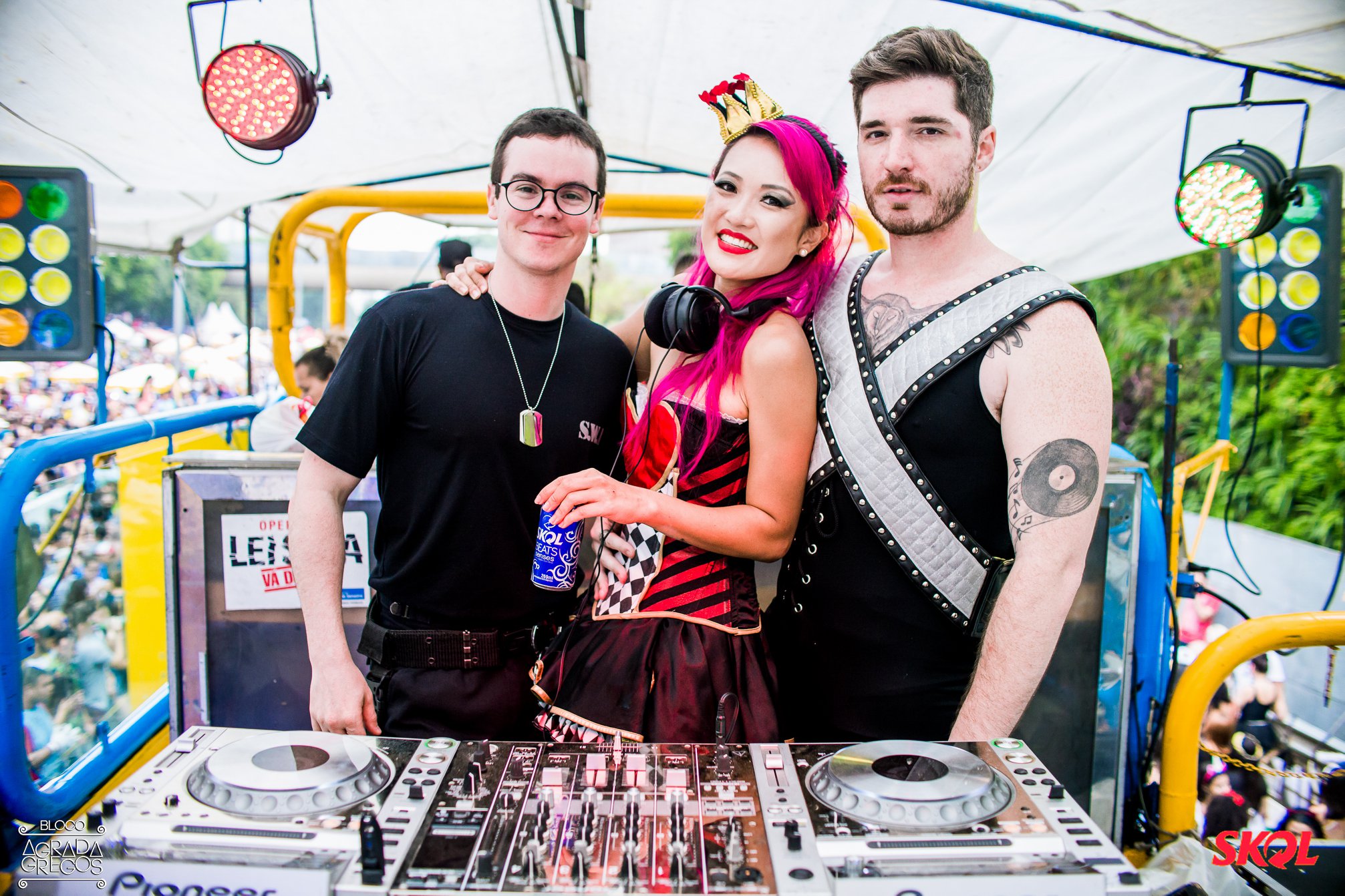 Agrada Gregos - bloco gay / LGBT de carnaval: Gabriel Ribeiro, Nathália Takenobu e Armando Saullo