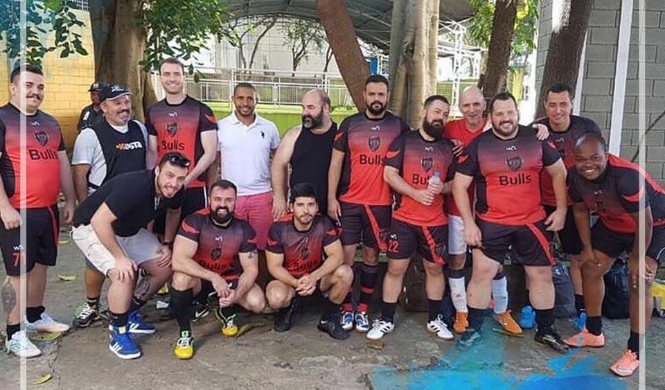 Bulls FC, equipe gay de futebol de São Paulo, vence o 2º Champions Ligay em Porto Alegre