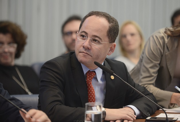 Deputado Cezinha de Madureira quer aprovar Dia do Orgulho Hétero no Estado de São Paulo