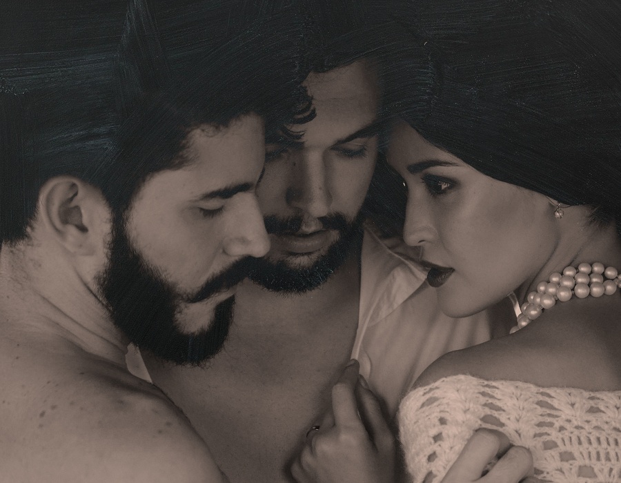 Espetáculo Comum de Dois, sobre triângulo amoroso gay no início do século 20, estreia em São Paulo, no Top Teatro