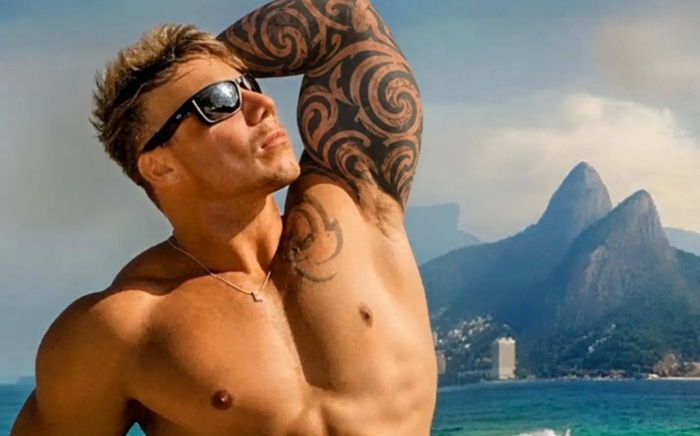 Ex-BBB Cristiano quer voltar: 'Malhado e orgulhoso de ser gay'