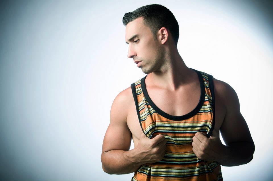 DJ Fabio Campos (BH) é uma das atrações da 1ª edição da festa Fresh, pool party no Bom Retiro