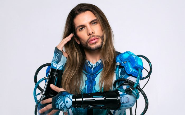 DJ Thonn ousa e lança em vídeo o digital set 'O Futuro é Agora'