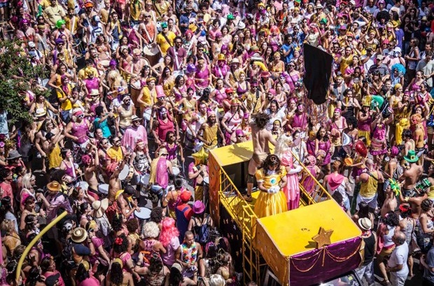 Então, Brilha! é um dos blocos de carnaval favoritos pelas personalidades LGBT de BH
