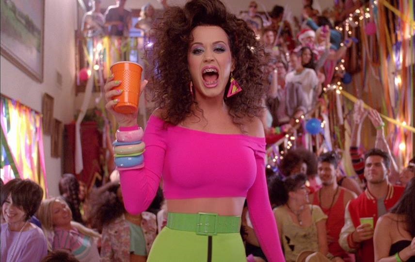 Blog Papel Popl lança festa VHS, de Phelipe Cruz e Gustavo Jreige, celebra música pop de todos os tempos